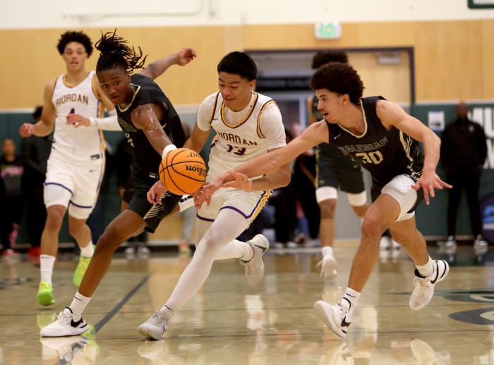 Salesian vs Riordan MLK Classic January 15, 2023 Photo-Dennis Lee17
